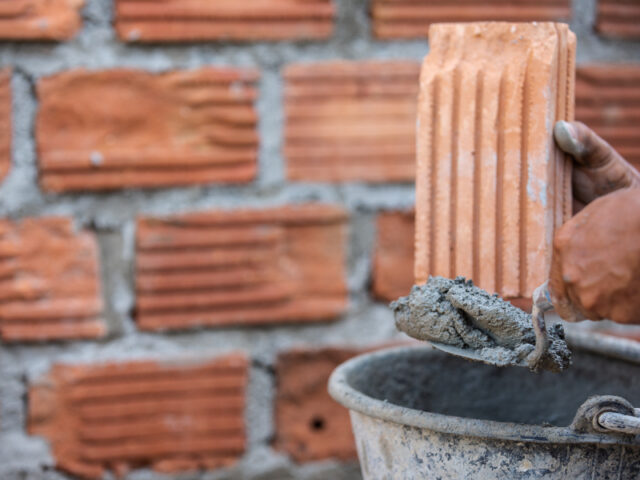 What Makes Quality Mortar Essential for Long-Lasting Brickwork?